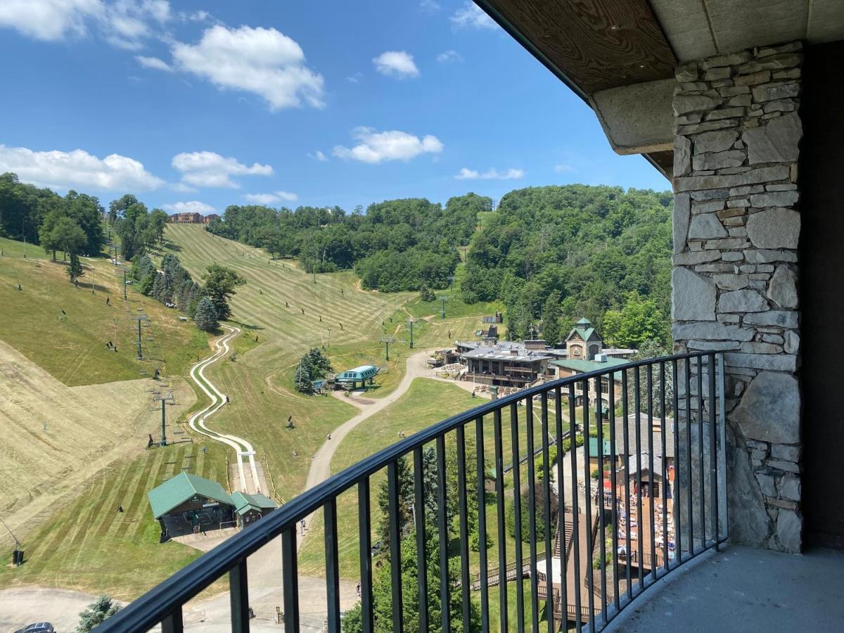 Slopeside Hotel By Seven Springs Resort Champion Bagian luar foto