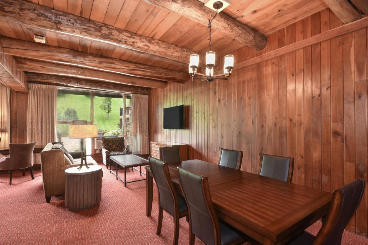 Slopeside Hotel By Seven Springs Resort Champion Bagian luar foto